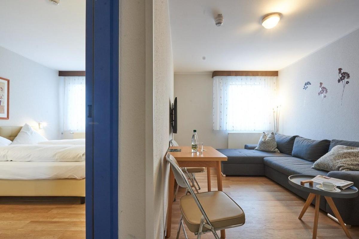 Hotel Anhalt Brehna Exteriör bild